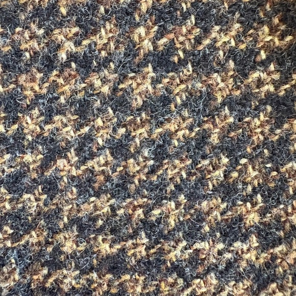 Made In Italy Wool/Cashmere Checkered Blazer​ - Picture 7 of 15